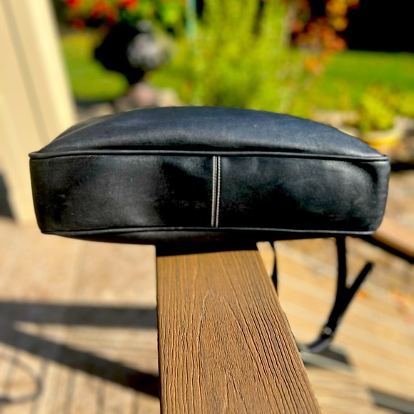 Vintage Coach Leather Attache Messenger Bag F06457 - Picture 3 of 5